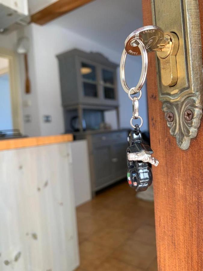 טורי דל בנקו Casa Lisetta, 3-Room Apartment With Lake View מראה חיצוני תמונה